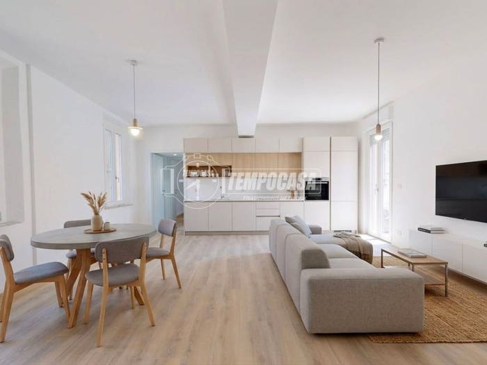 Appartamento quadrilocale in vendita in Via Anton Maria Viani, Centro, Mantova