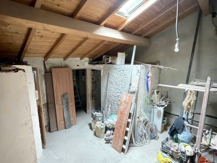 Casa bilocale in vendita in Vico della Galera, Maddalena, Genova