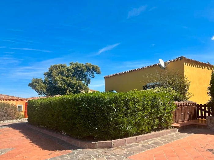 Casa trilocale in vendita in Via della Foce, Vignola Mare, Aglientu