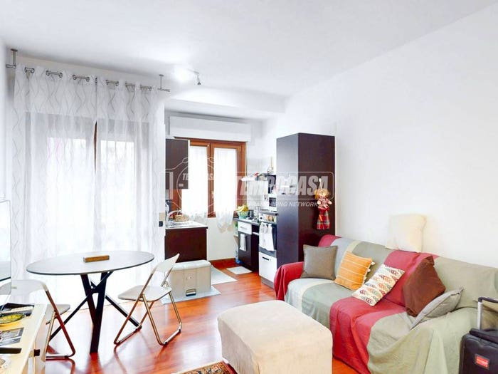 Appartamento bilocale in vendita in Via Giovanni Amendola, Robbiano, Mediglia