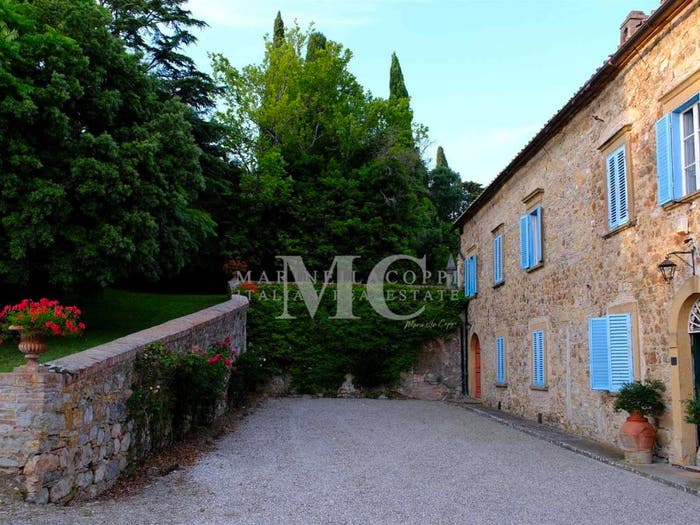 Casa con 6 locali in vendita in Via dei Fossi, Centro, Pomarance