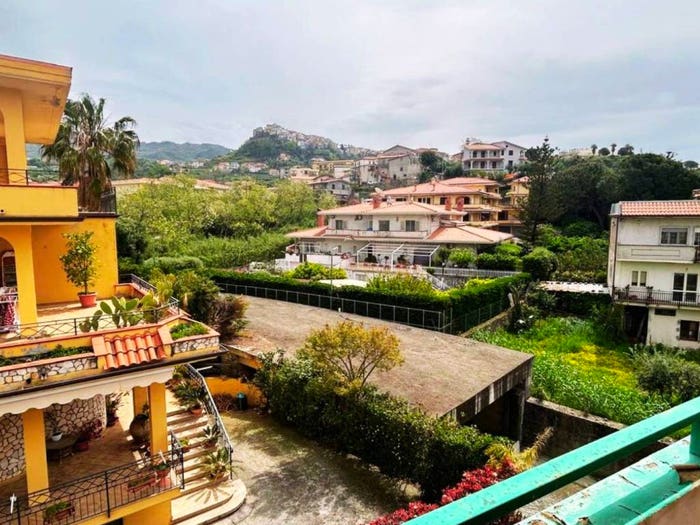Appartamento con 5 locali in vendita in Via della Repubblica, Centro, Belvedere Marittimo