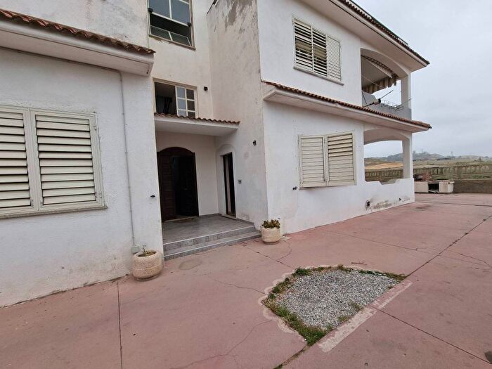 Appartamento trilocale in vendita in Via Aldo Moro, Centro, Botricello