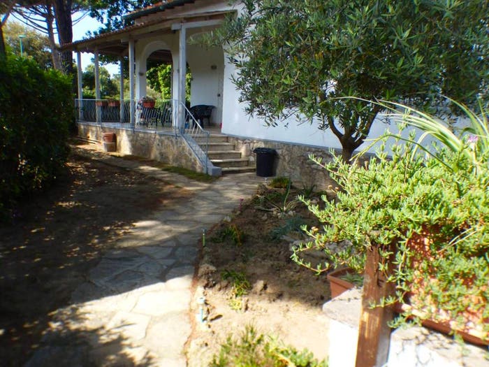 Casa trilocale in vendita in Via degli Allori, Tirrenia, Pisa