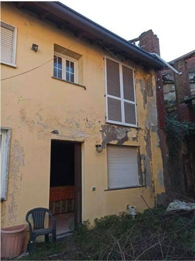 Appartamento bilocale in vendita in Via Giuseppe Velzi, Lurago Marinone