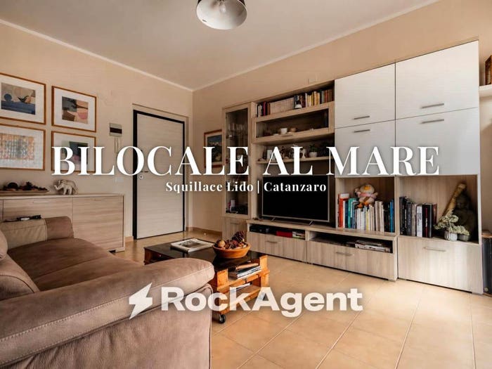 Appartamento bilocale in vendita in Viale dei Feaci, Squillace Lido, Squillace