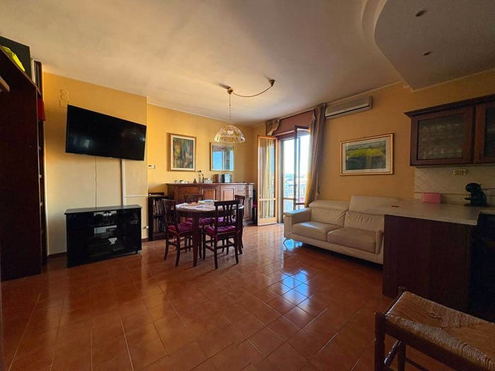 Appartamento con 6 locali in vendita in Via Croce, Centro, Bojano