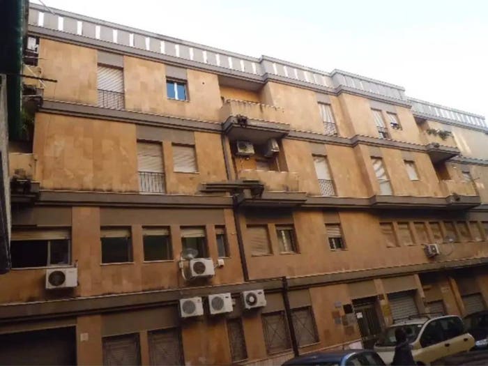 Appartamento con 6 locali in vendita in Vico Iacona, Centro, Gela
