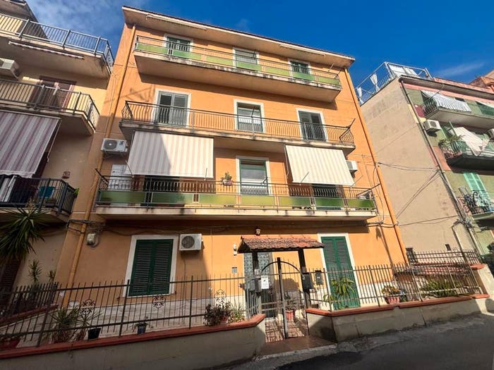 Appartamento con 5 locali in vendita in Via Agnetta, Villagrazia, Palermo