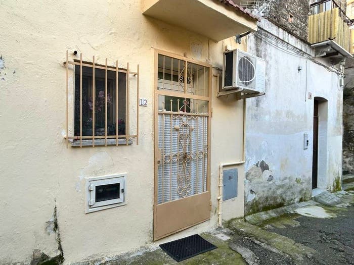 Appartamento monolocale in vendita in Rampa Carbonai, Centro Storico, Catanzaro