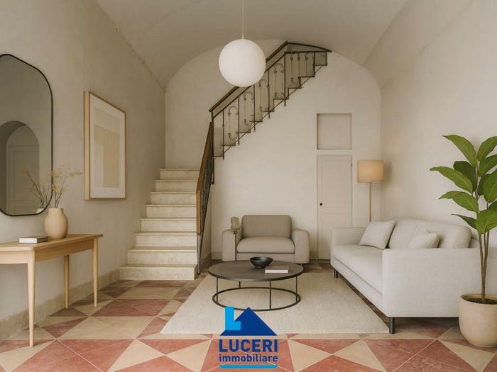 Appartamento quadrilocale in vendita in Via Giuseppe Lillo, Centro, Galatina