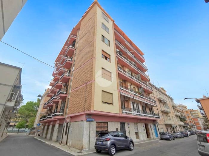 Appartamento trilocale in vendita in Via Vincenzo Bellini, Centro, Lucera