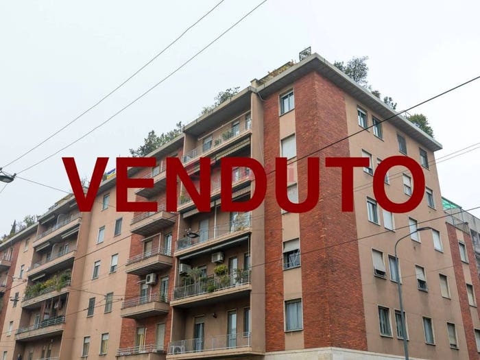 Appartamento trilocale in vendita in Via Dina Galli, Cenisio Sarpi Isola, Milano