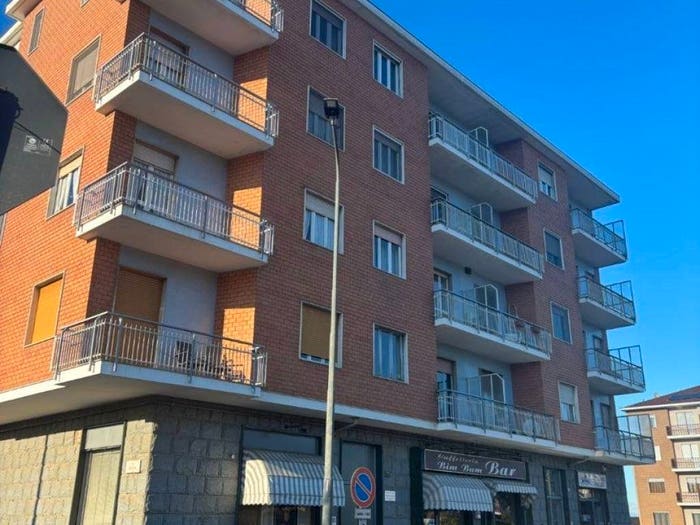 Appartamento bilocale in vendita in Via Circonvallazione, Centro, Gassino Torinese