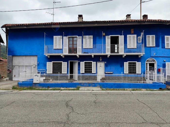 Casa con 6 locali in vendita in Via Cappelletta, Centro, Lauriano