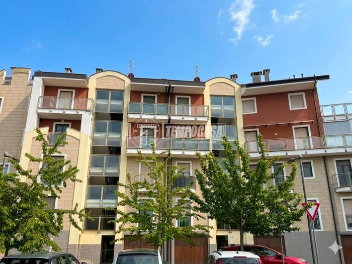 Appartamento trilocale in vendita in Via juglaris, Mercato Santa Maria, Moncalieri