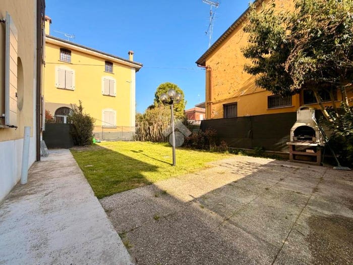 Appartamento trilocale in vendita in Via Dugliolo, Dugliolo, Budrio