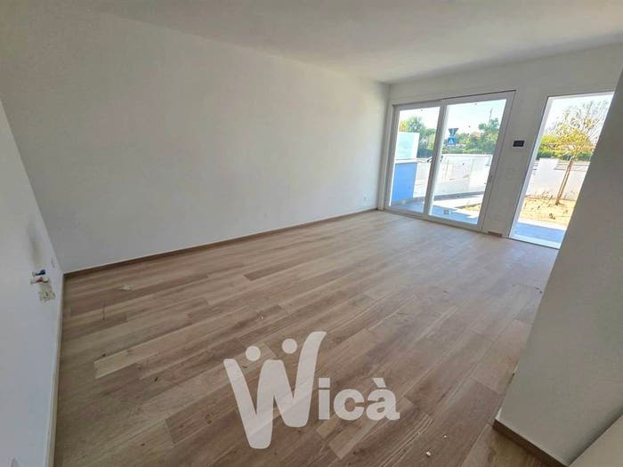 Appartamento trilocale in vendita in Pinarella, Cervia