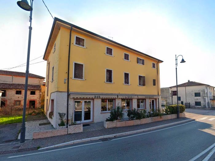 Casa con 6 locali in vendita in Via Guglielmo Marcomi, Sega, Cavaion Veronese