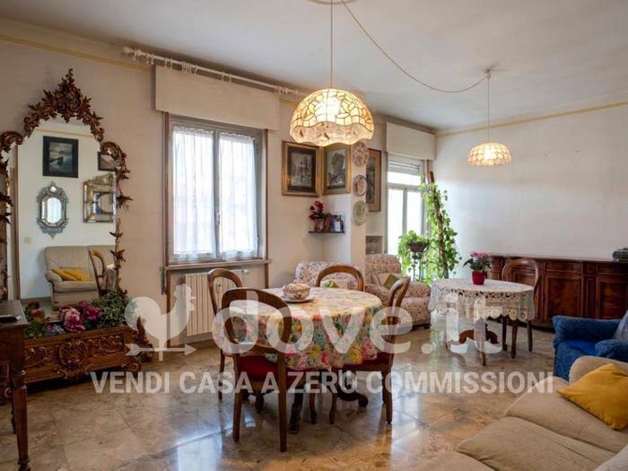 Appartamento quadrilocale in vendita in Via Pasubio, Via Veneto Borgo Trento, Brescia