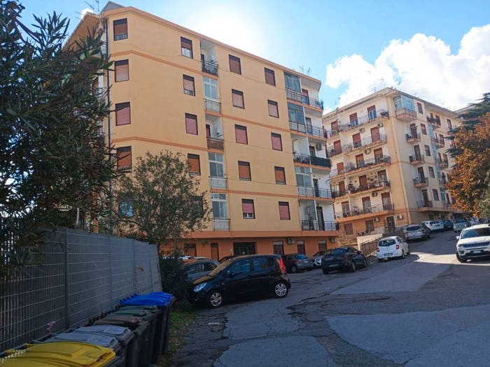 Appartamento bilocale in vendita in Strada Statale, Mili, Messina