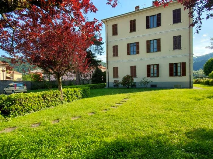 Appartamento quadrilocale in vendita in Via Generale Antonio Cantore, Centro, Borgosesia