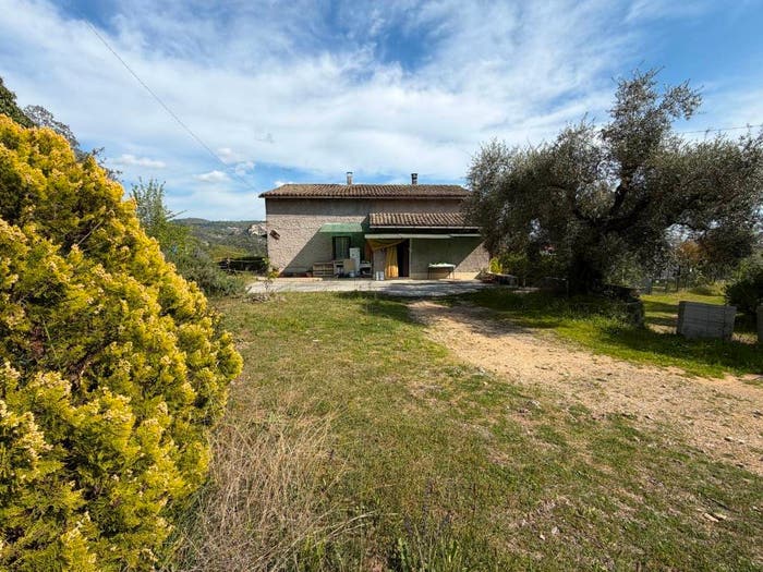 Casa con 6 locali in vendita in Via San Salvatore, Collefontana Fontana Liri Inferiore, Fontana Liri