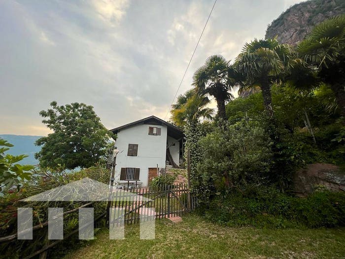 Casa in vendita in San Genesio Atesino