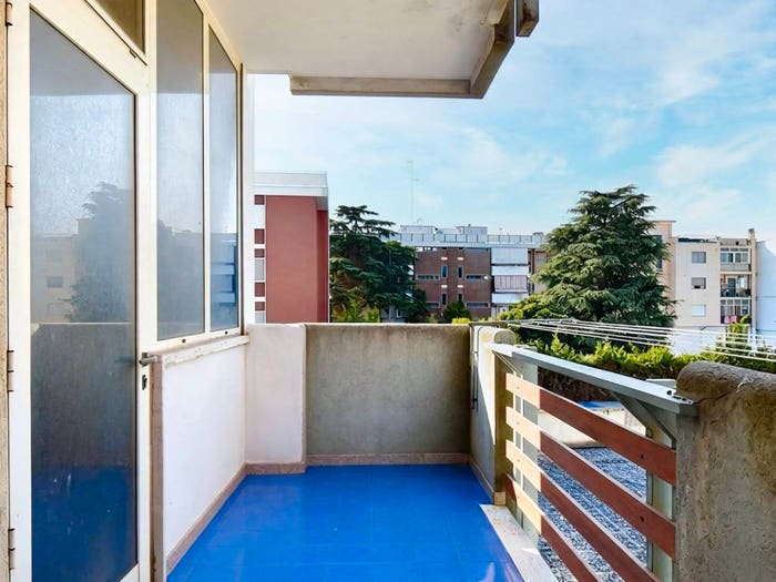 Appartamento con 5 locali in vendita in Via dei Palumbo, Salesiani Caliò, Lecce