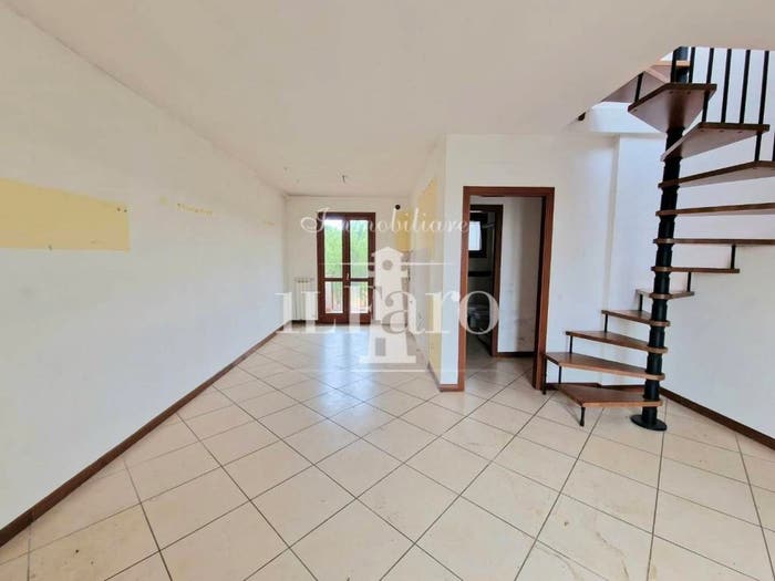 Appartamento trilocale in vendita in Via S Domenico, Sant'Angelo Vingone, Campi Bisenzio
