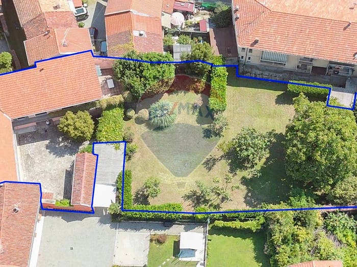Casa con 6 locali in vendita in Via B Debais, Candelo