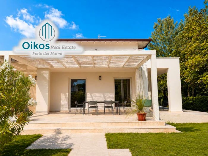 Casa con 6 locali in vendita in Via Settembre, Caranna, Forte dei Marmi