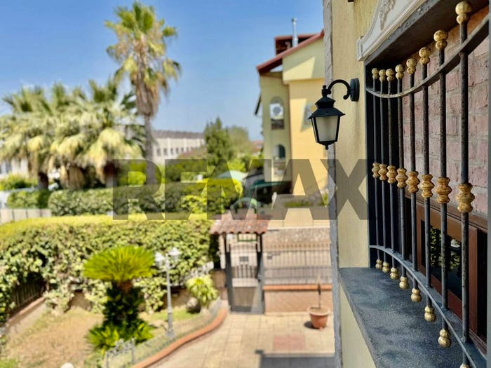 Casa con 6 locali in vendita in TRAVERSA III CESARE PAVESE, Centro, Mugnano di Napoli