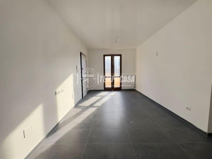 Appartamento trilocale in vendita in Via Vincenzo Rosano, Centro, Piombino