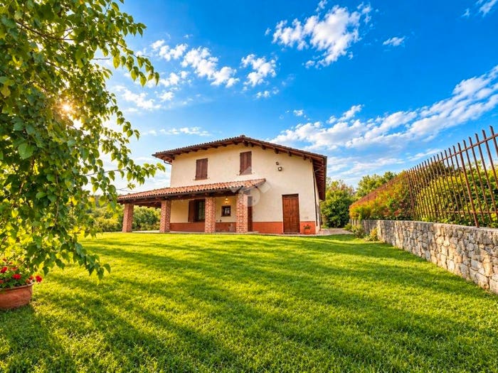 Casa con 5 locali in vendita in Frazione Quarto Inferiore, Castiglione, Asti