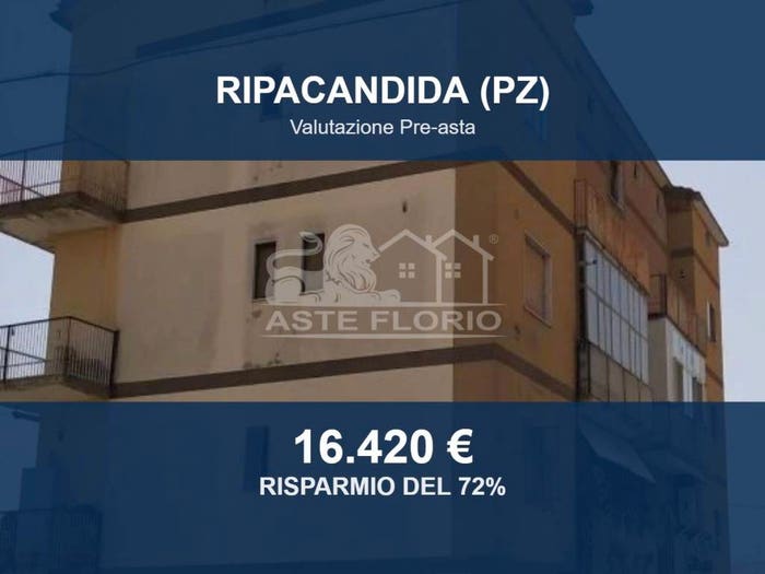 Appartamento con 5 locali in vendita in Via Vittorio Emanuele I, Ripacandida