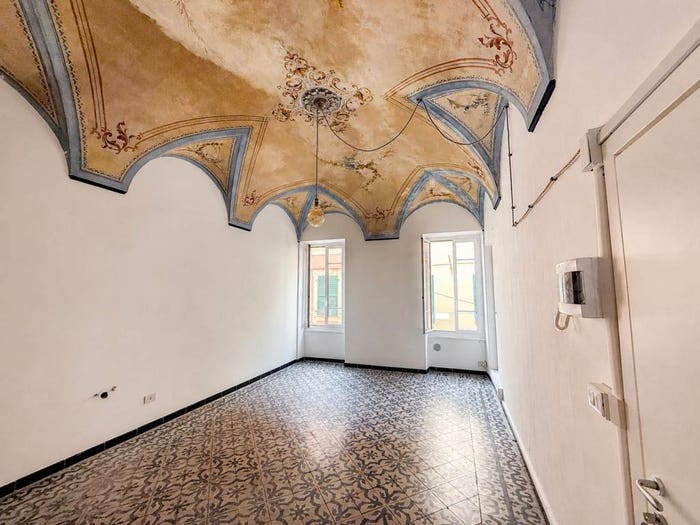 Casa con 6 locali in vendita in Via Roma, Borghetto Santo Spirito