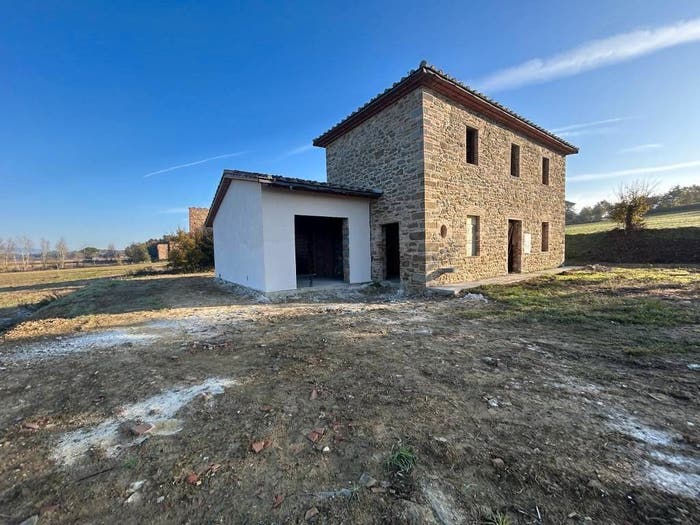 Casa con 6 locali in vendita in Strada Statale Senese Aretina, Monte San Savino