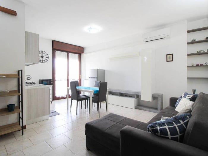 Appartamento bilocale in vendita in Via Dante Chiasserini, Bovisasca, Milano