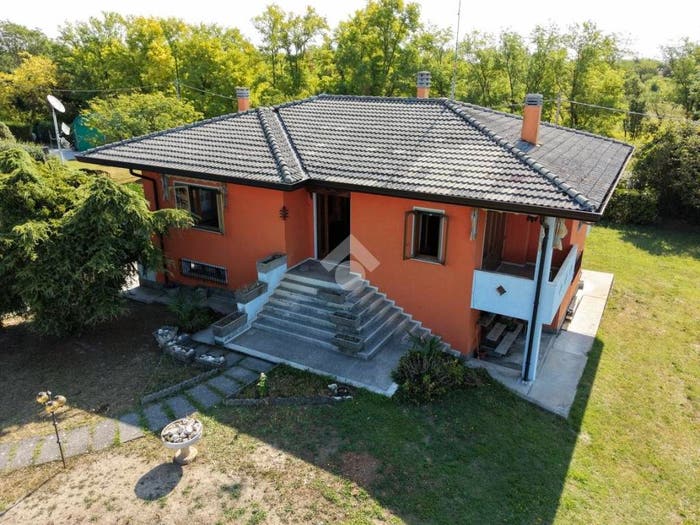 Casa quadrilocale in vendita in VIA SANTA FOSCA, Frattina, Pravisdomini