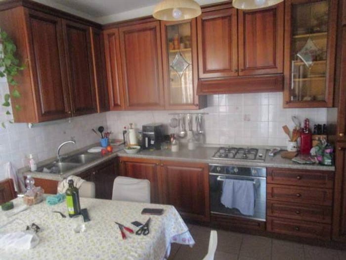 Casa con 6 locali in vendita in Via Varese, Albizzate