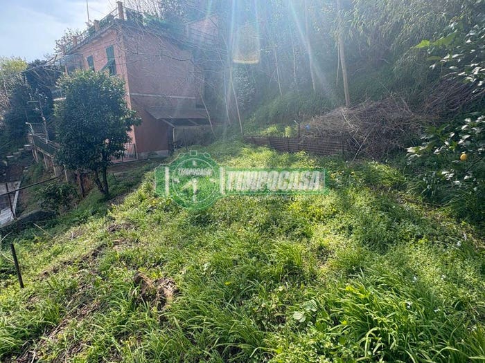 Appartamento trilocale in vendita in Via Sant'Alberto, Sestri Ponente, Genova
