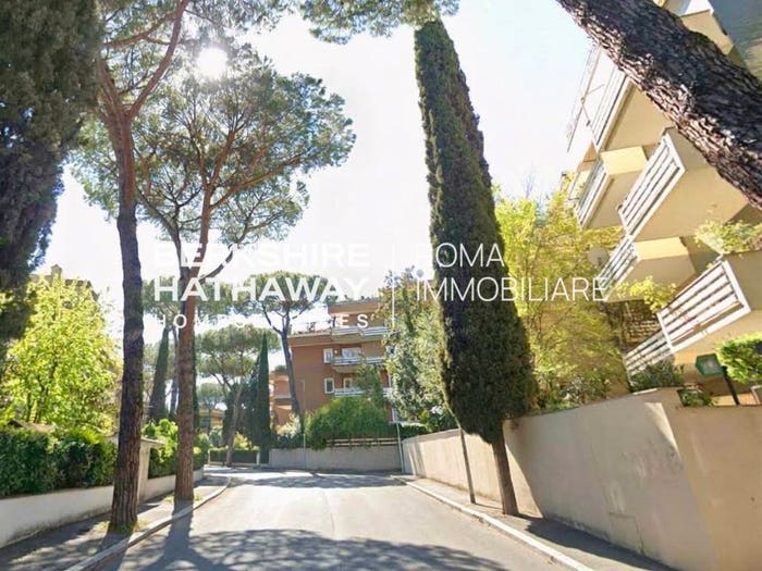 Appartamento trilocale in vendita in Via Courmayeur, Cortina d'Ampezzo, Roma
