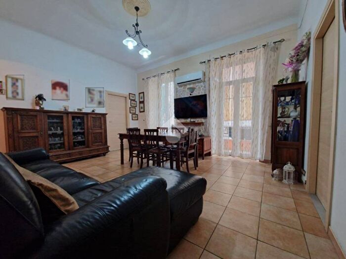 Appartamento con 5 locali in vendita in Corso Genova, Centro Città, Ventimiglia
