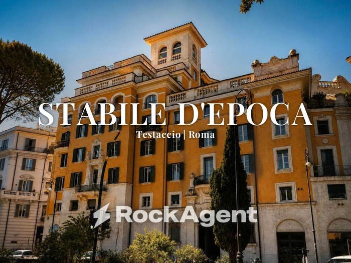 Appartamento con 6 locali in vendita in Piazza dell'Emporio a, Testaccio, Roma