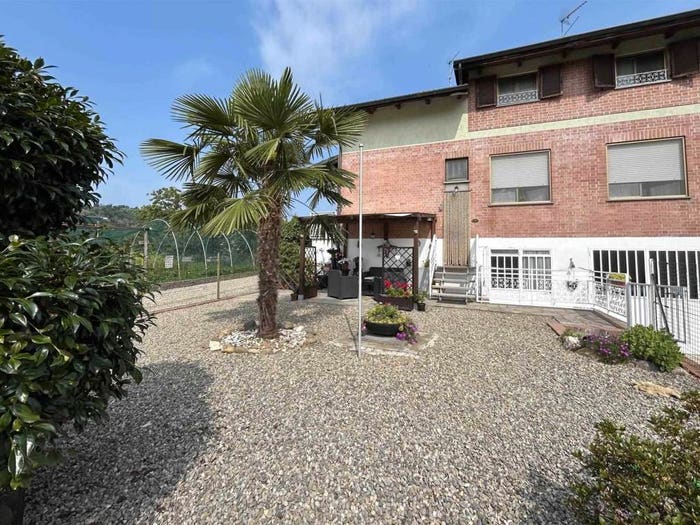 Casa con 5 locali in vendita in Via Dei Monti, Vermogno, Zubiena
