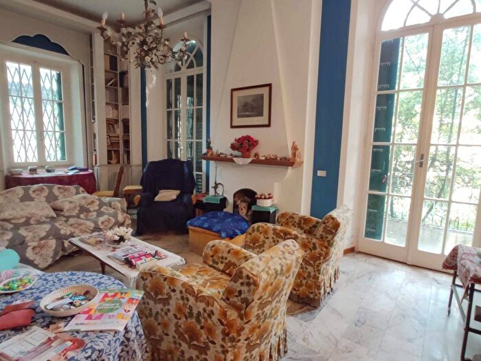Casa con 5 locali in vendita in Mare, Pesaro