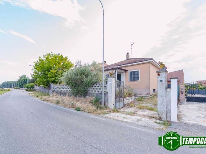 Casa con 5 locali in vendita in Via Filighera, Buttirago, Vistarino
