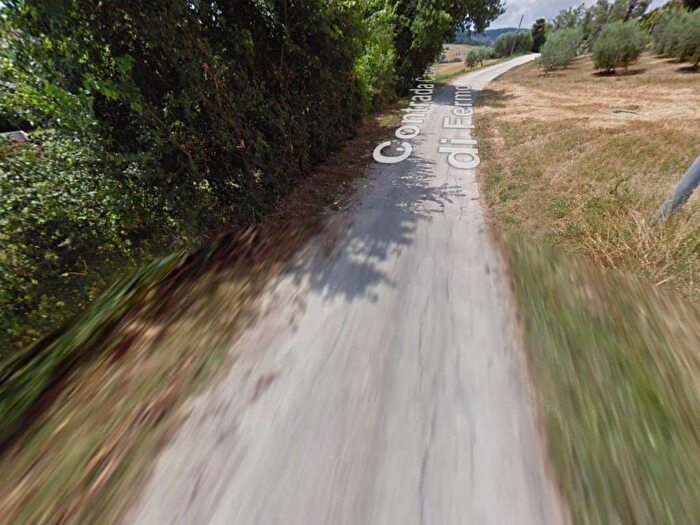 Appartamento bilocale in vendita in Contrada Camera di Torre, Fermo