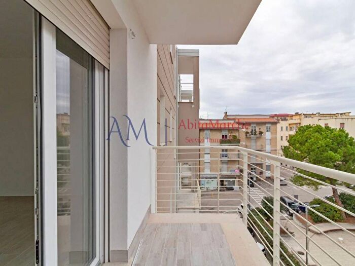 Appartamento con 6 locali in vendita in Piazza Verdi, Centro, Fermo
